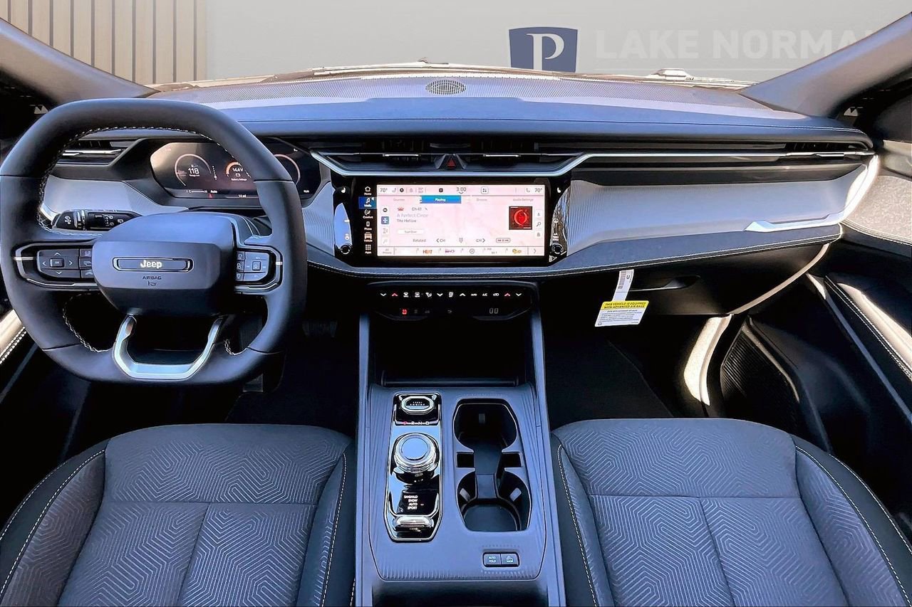 New 2026 Jeep Cherokee Laredo image 10