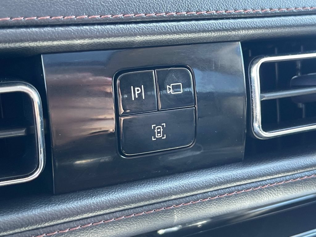 Used 2023 Lincoln Aviator 2WD w/ Premium Package image 27