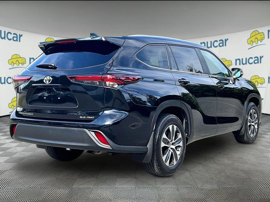 Certified 2026 Toyota Highlander XLE AWD/4WD image 6