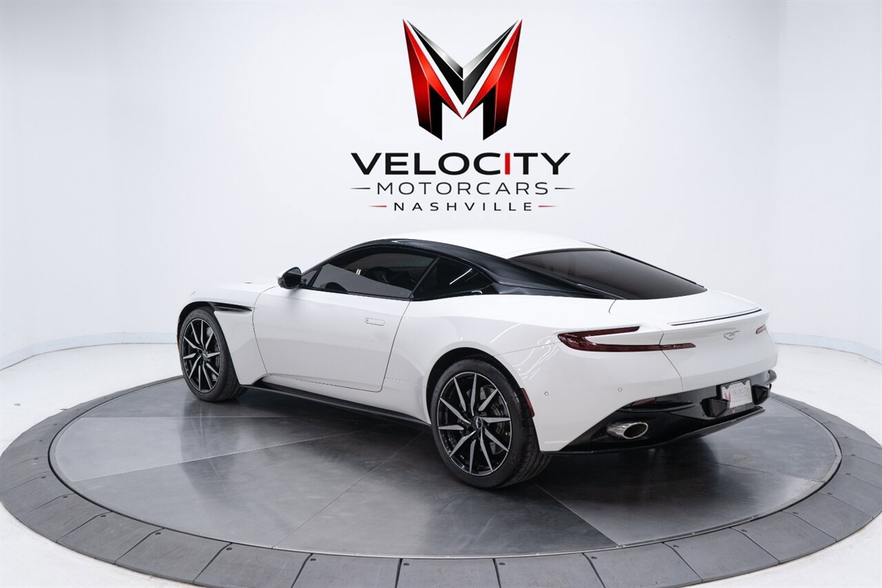 Used 2018 Aston Martin DB11 V12 image 16