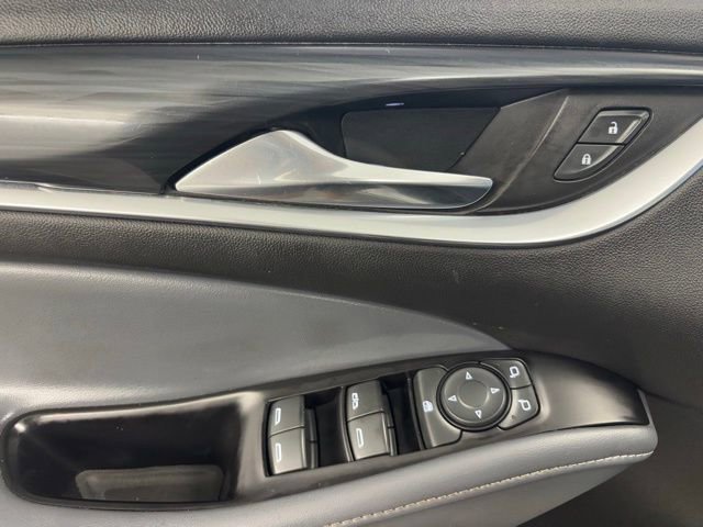 Used 2020 Buick Enclave Essence image 24