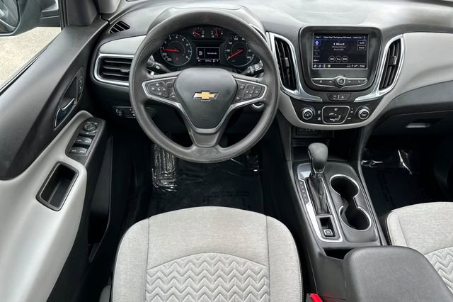 Used 2023 Chevrolet Equinox LS FWD image 16
