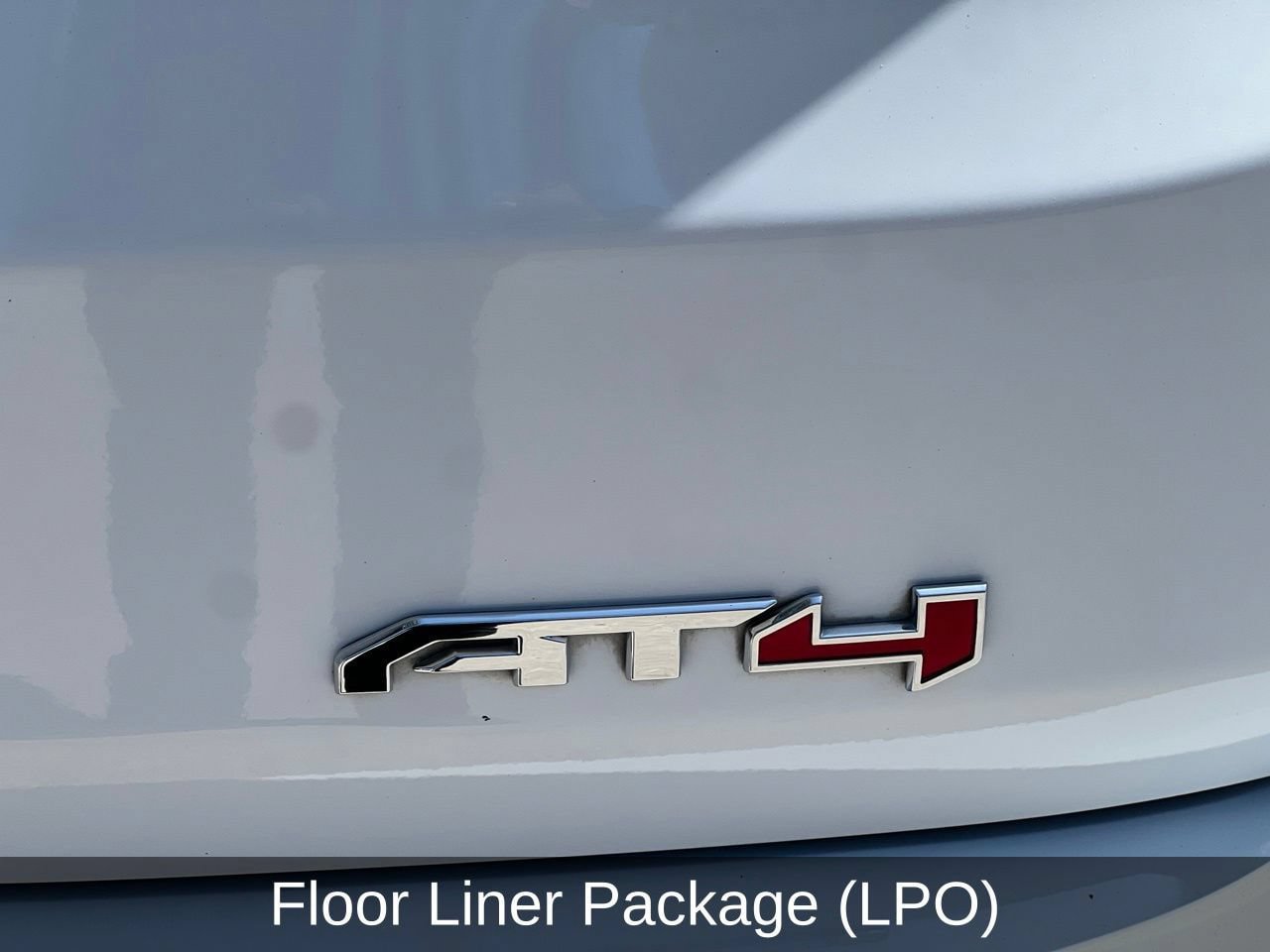 Certified 2024 GMC Terrain AT4 w/ Infotainment Package II AWD/4WD image 5