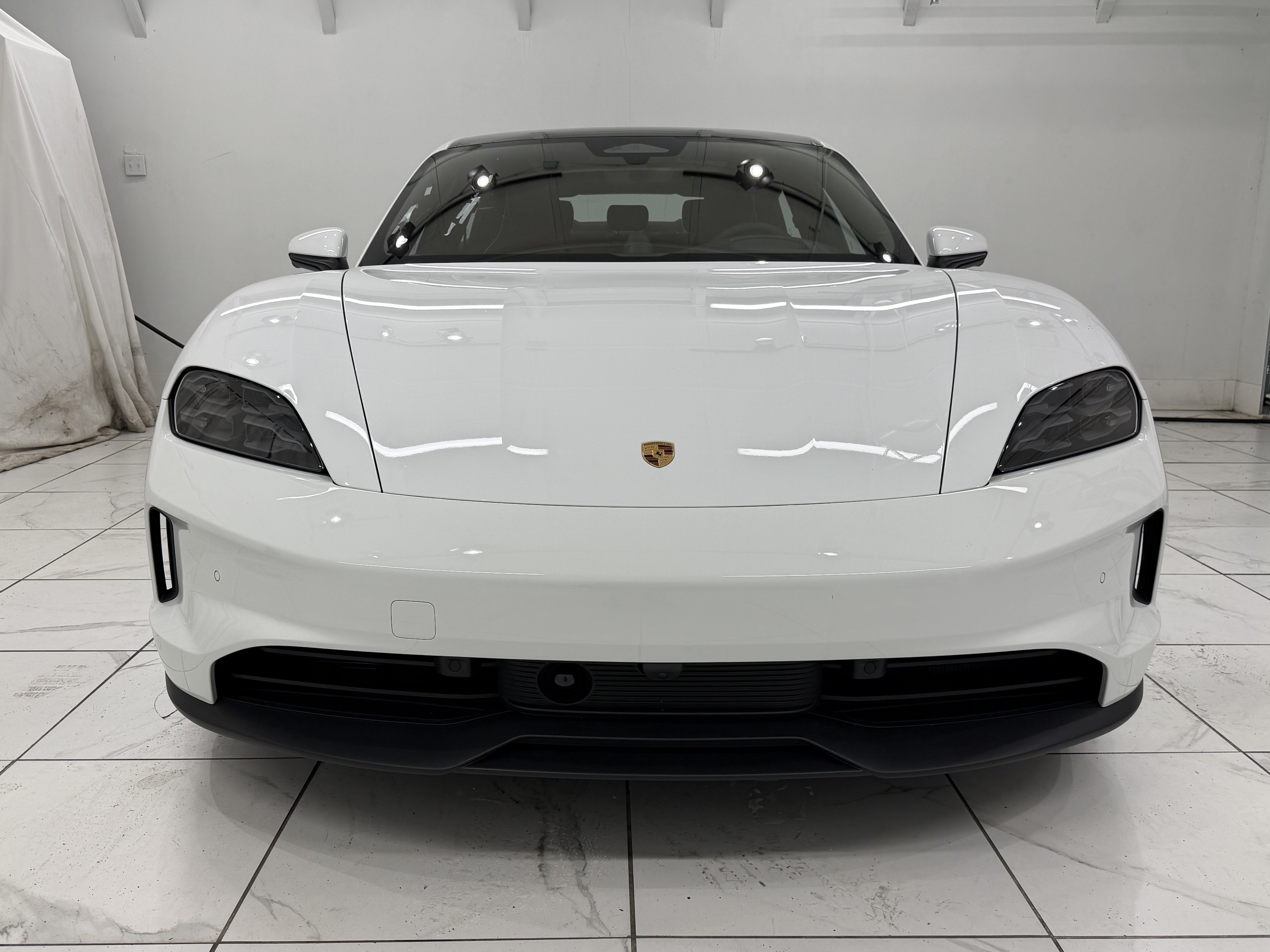 New 2026 Porsche Taycan 4S AWD/4WD image 9