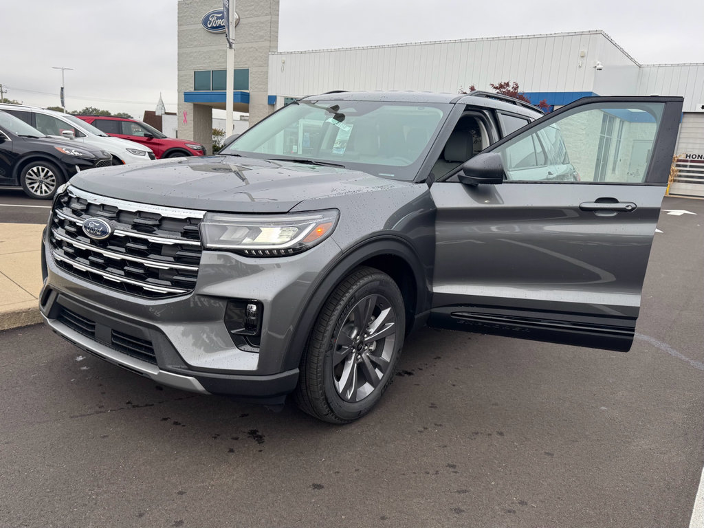 New 2026 Ford Explorer Active image 31