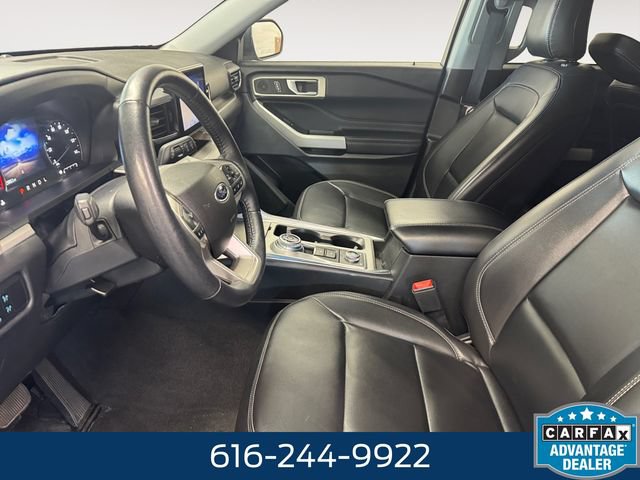 Used 2023 Ford Explorer XLT w/ Equipment Group 202A AWD/4WD image 7
