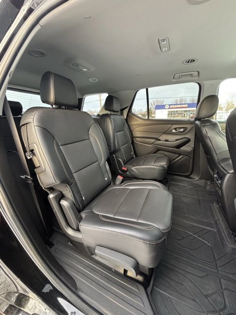 Used 2019 Chevrolet Traverse Premier w/ LPO, Blackout Package image 17