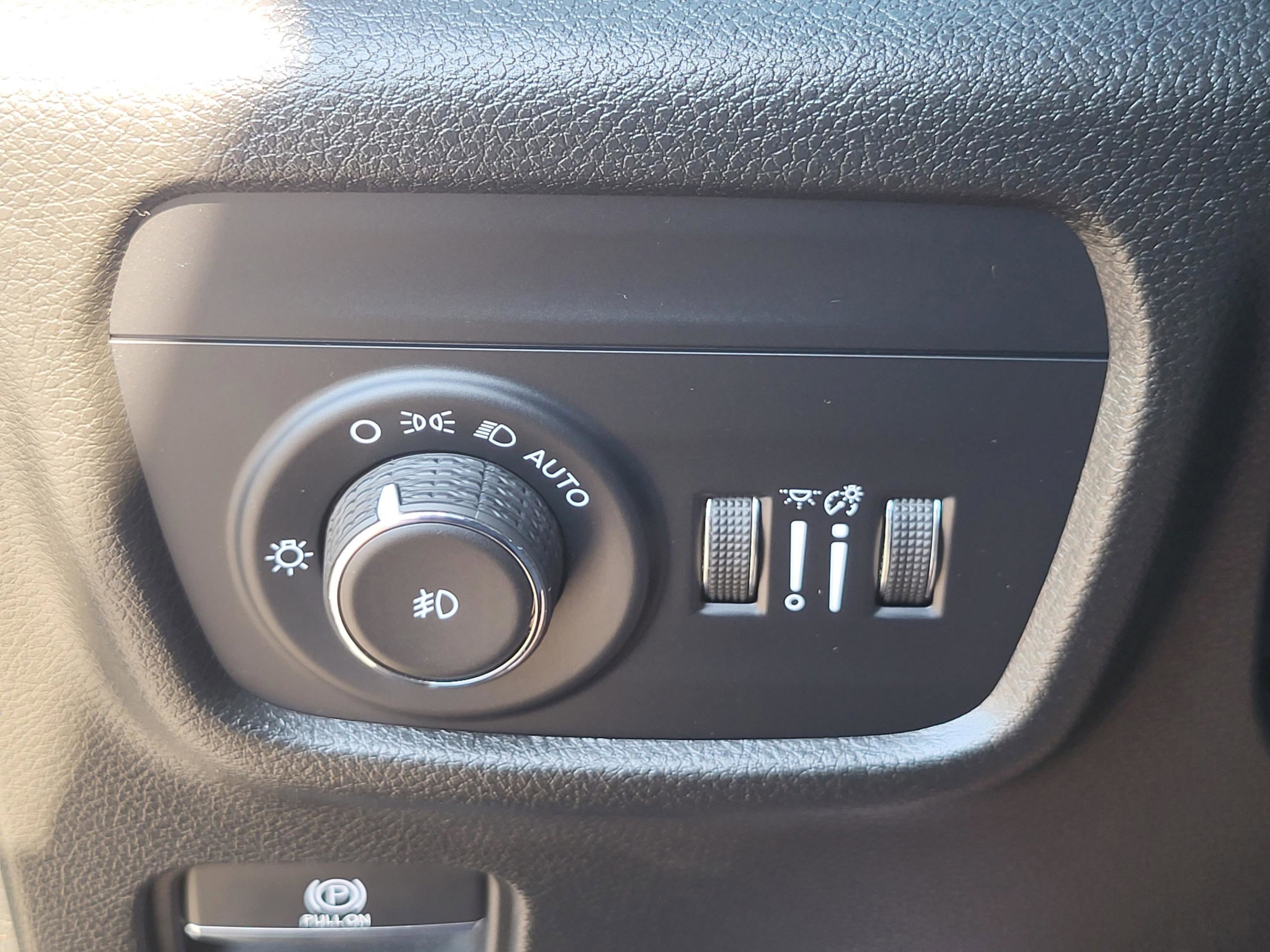 Used 2022 Jeep Grand Cherokee L Limited image 57