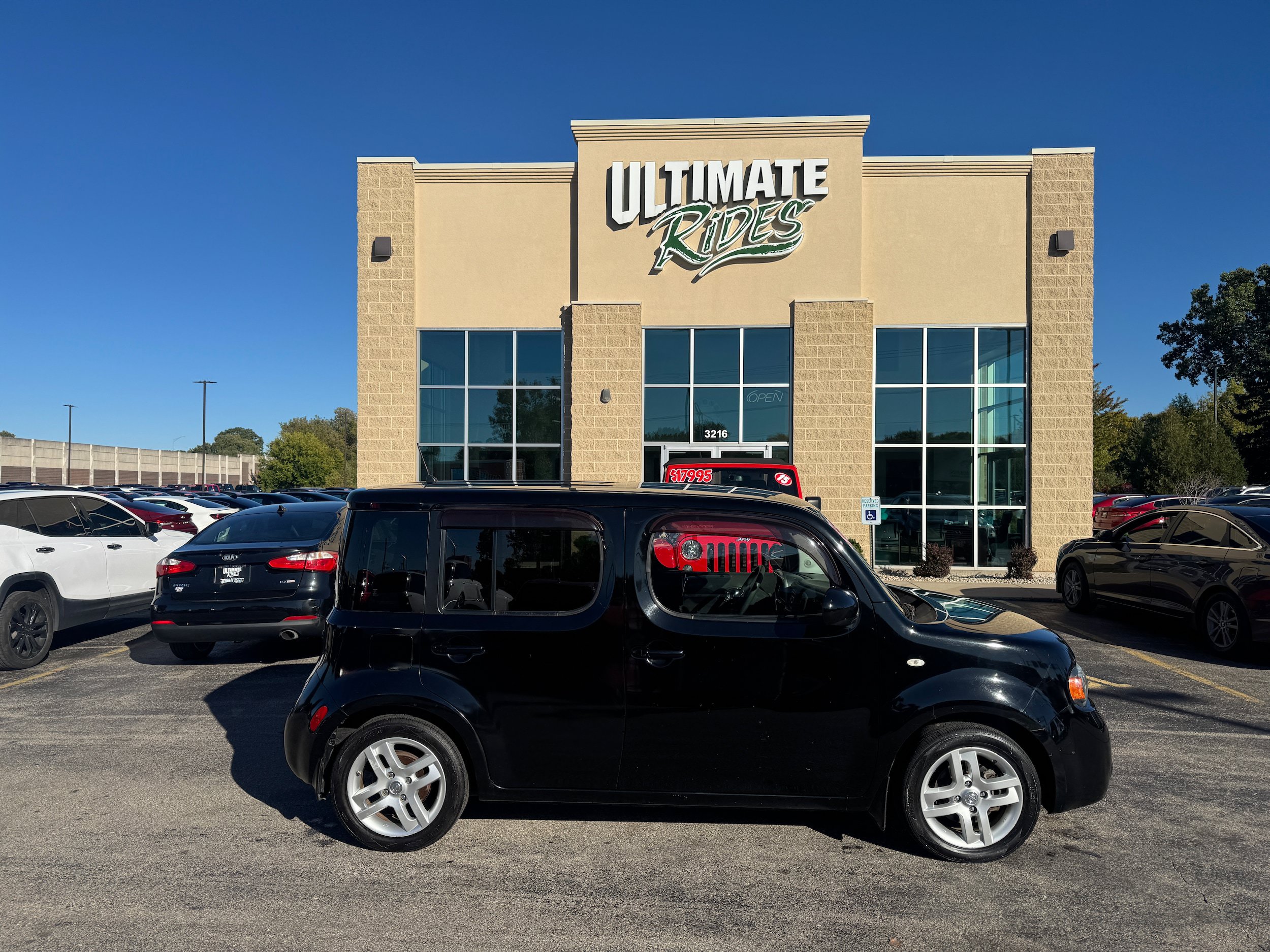 Used 2009 Nissan Cube 1.8 SL w/ Interior Designer Pkg FWD image 1