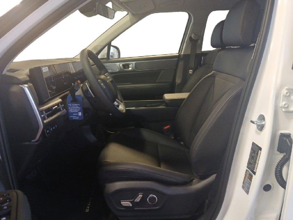 New 2026 Hyundai Santa Fe SEL FWD image 9
