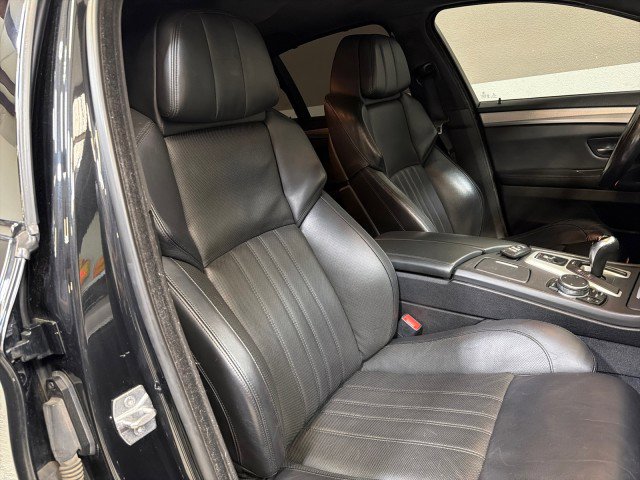 Used 2015 BMW M5 image 56