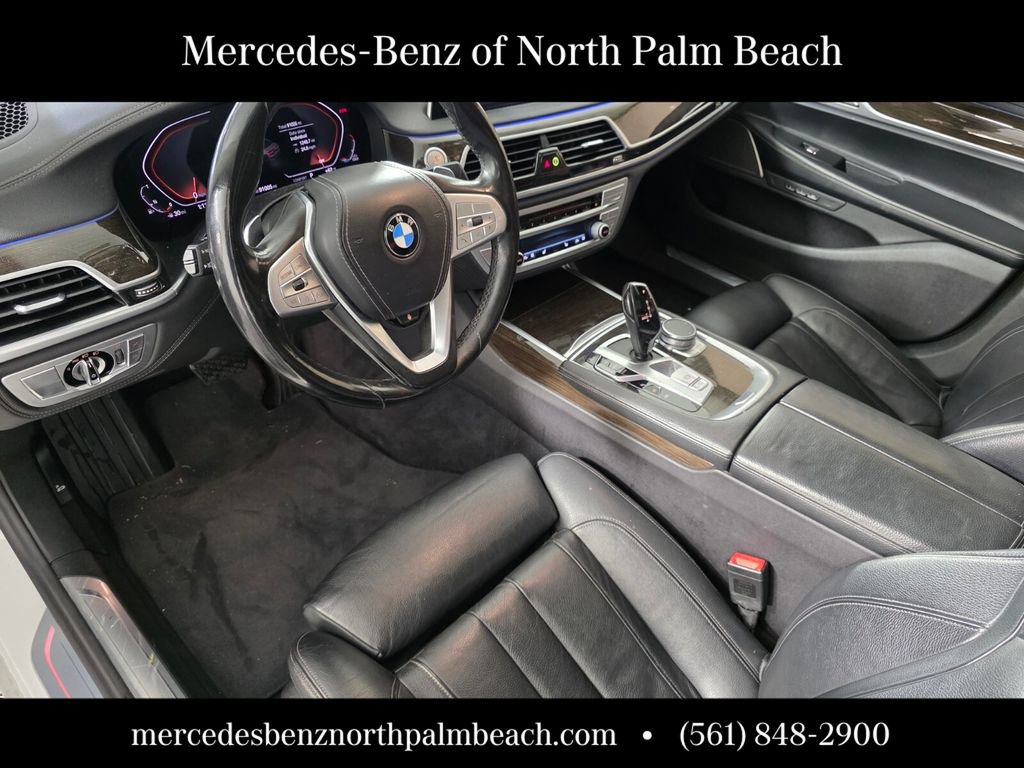 Used 2020 BMW 740i w/ Cold Weather Package image 9