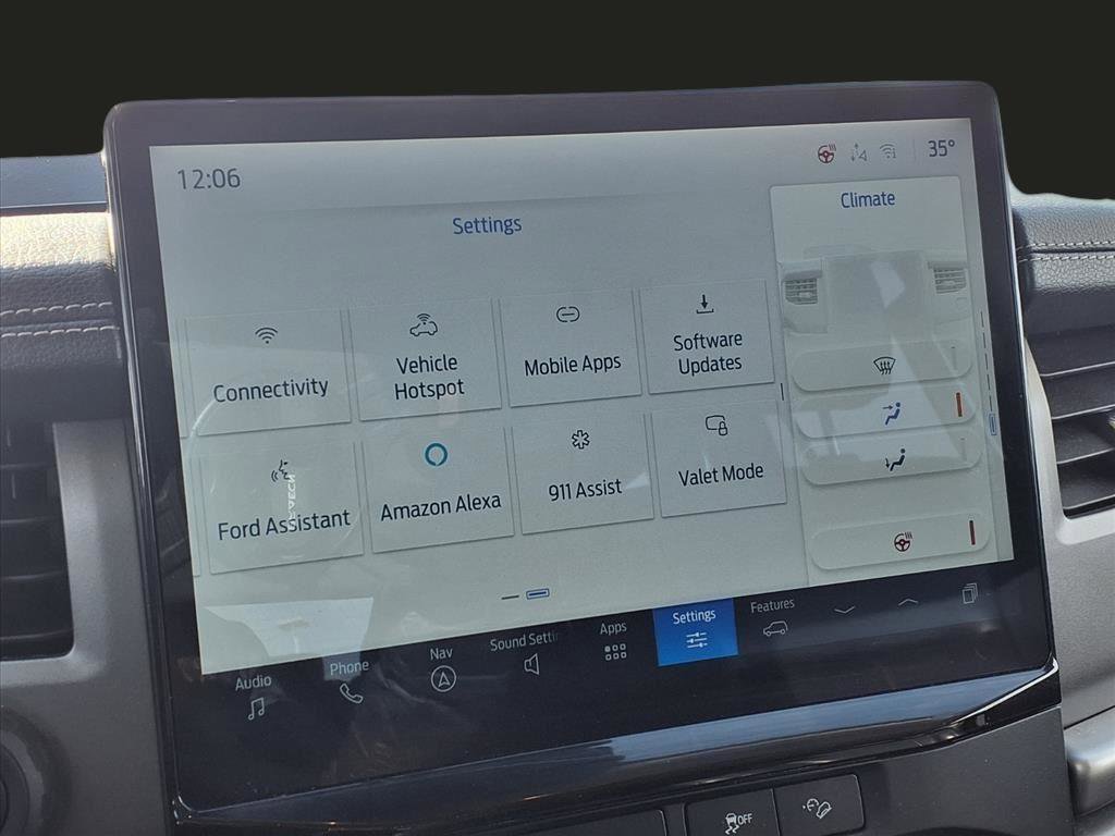 Used 2022 Ford Expedition XLT image 11