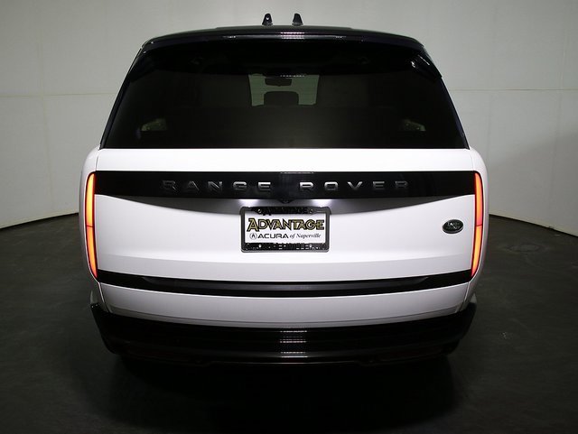Used 2022 Land Rover Range Rover Long Wheelbase SE image 10