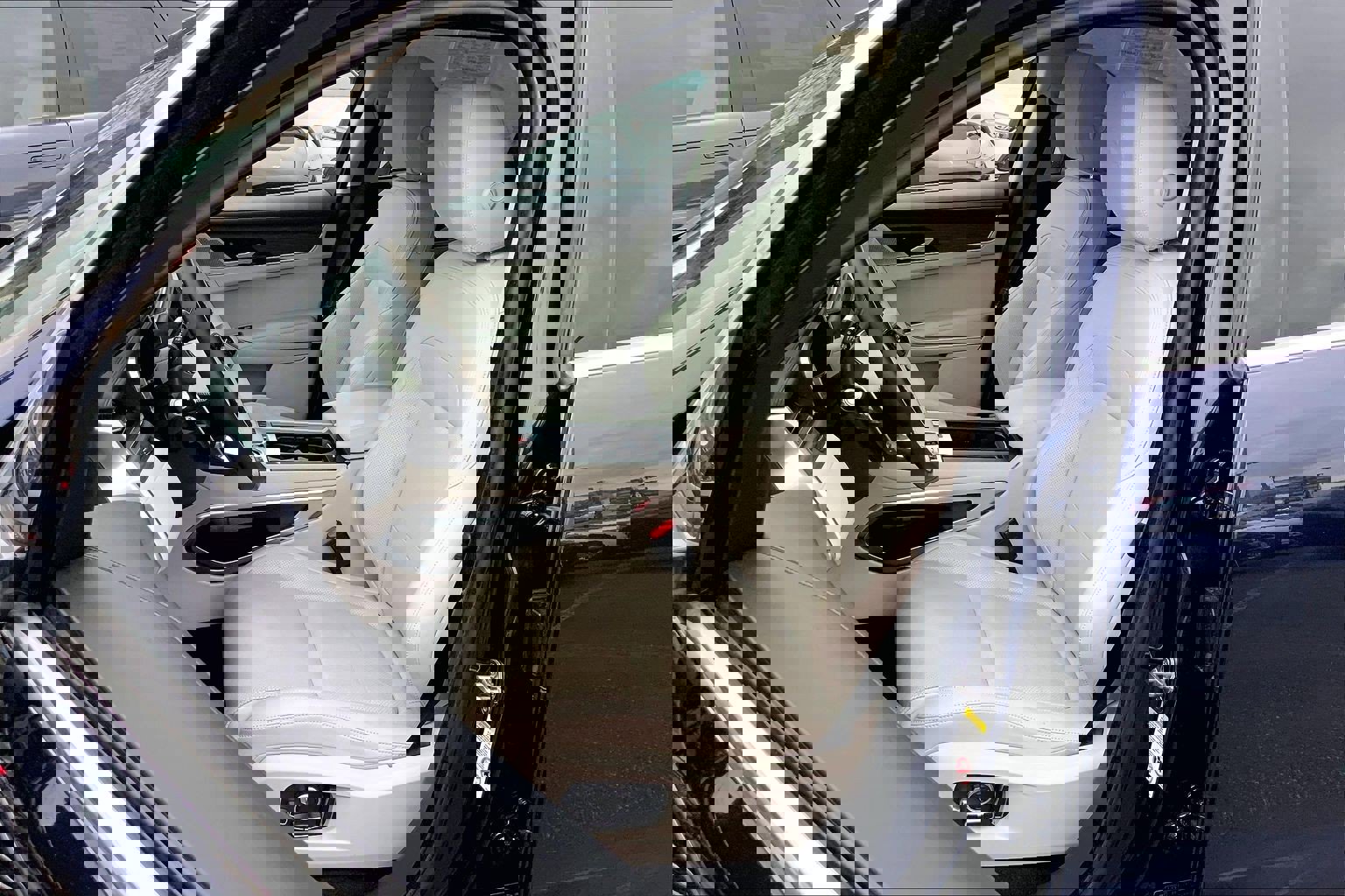 Used 2022 Jaguar F-PACE S image 8