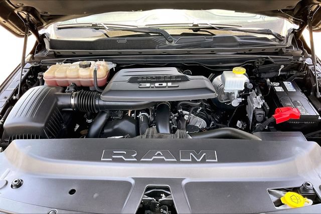 Used 2022 RAM 1500 Limited w/ Night Edition AWD/4WD image 9
