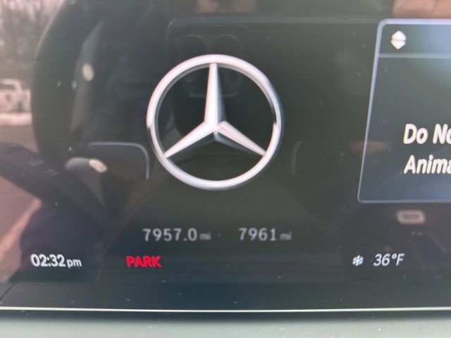 Used 2025 Mercedes-Benz GLE 450e 4MATIC w/ Winter Package image 15