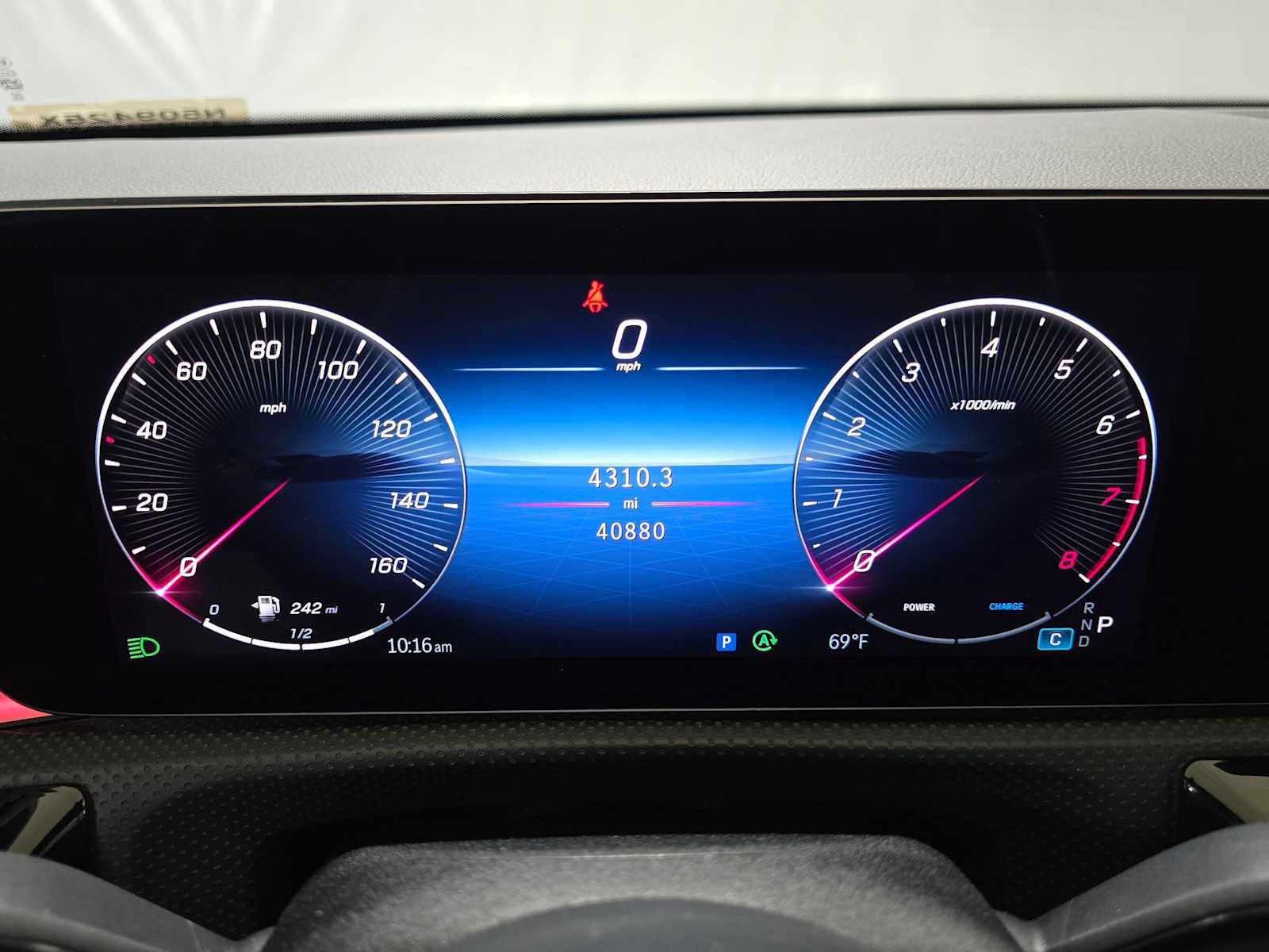 Used 2025 Mercedes-Benz CLA 250 4MATIC image 29