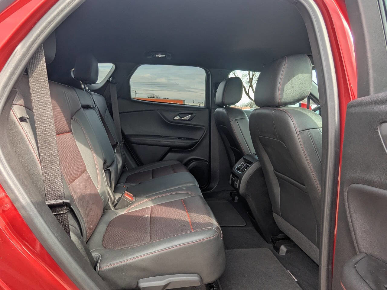 Used 2022 Chevrolet Blazer RS FWD image 14