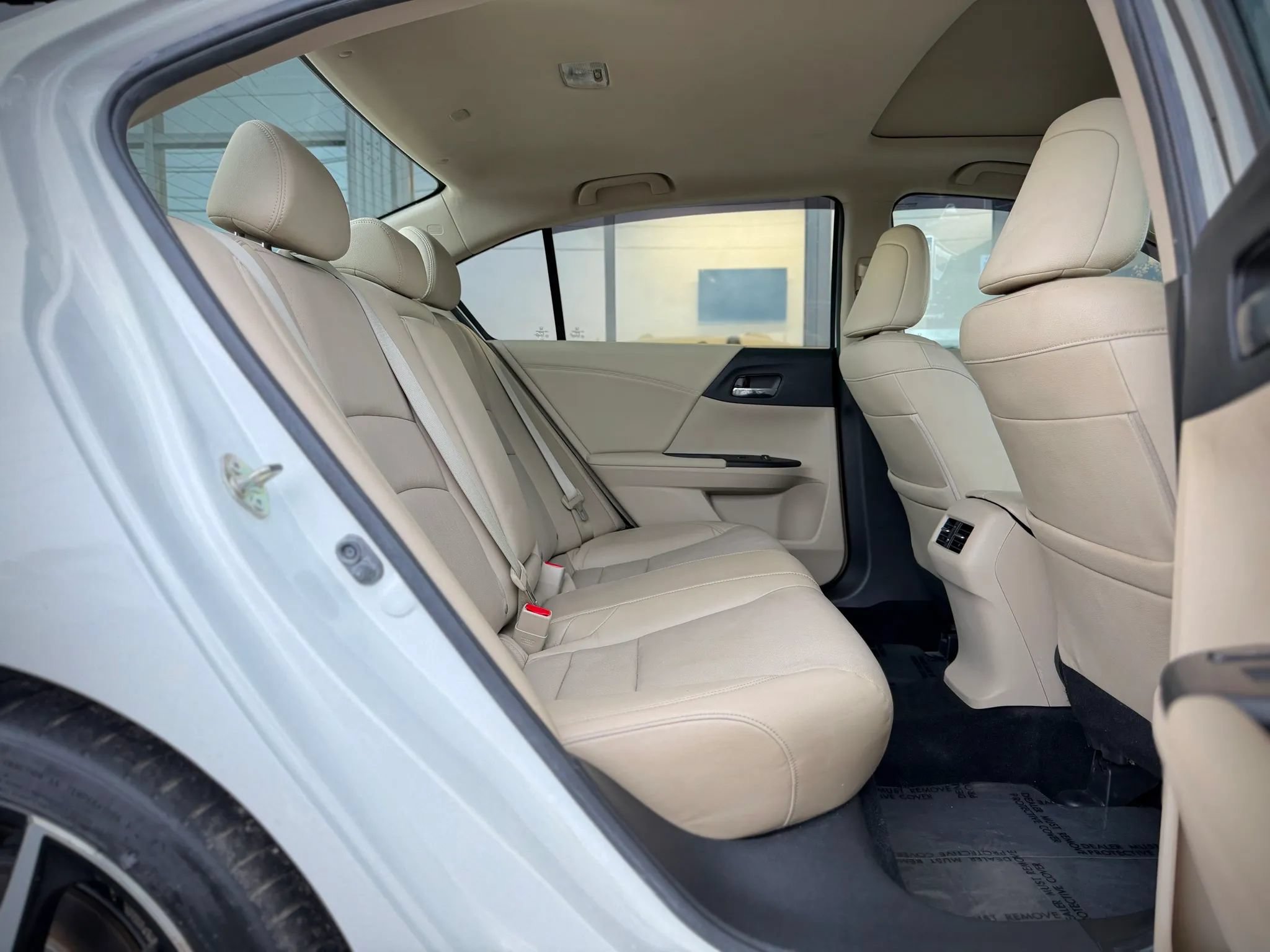 Used 2016 Honda Accord Touring image 17