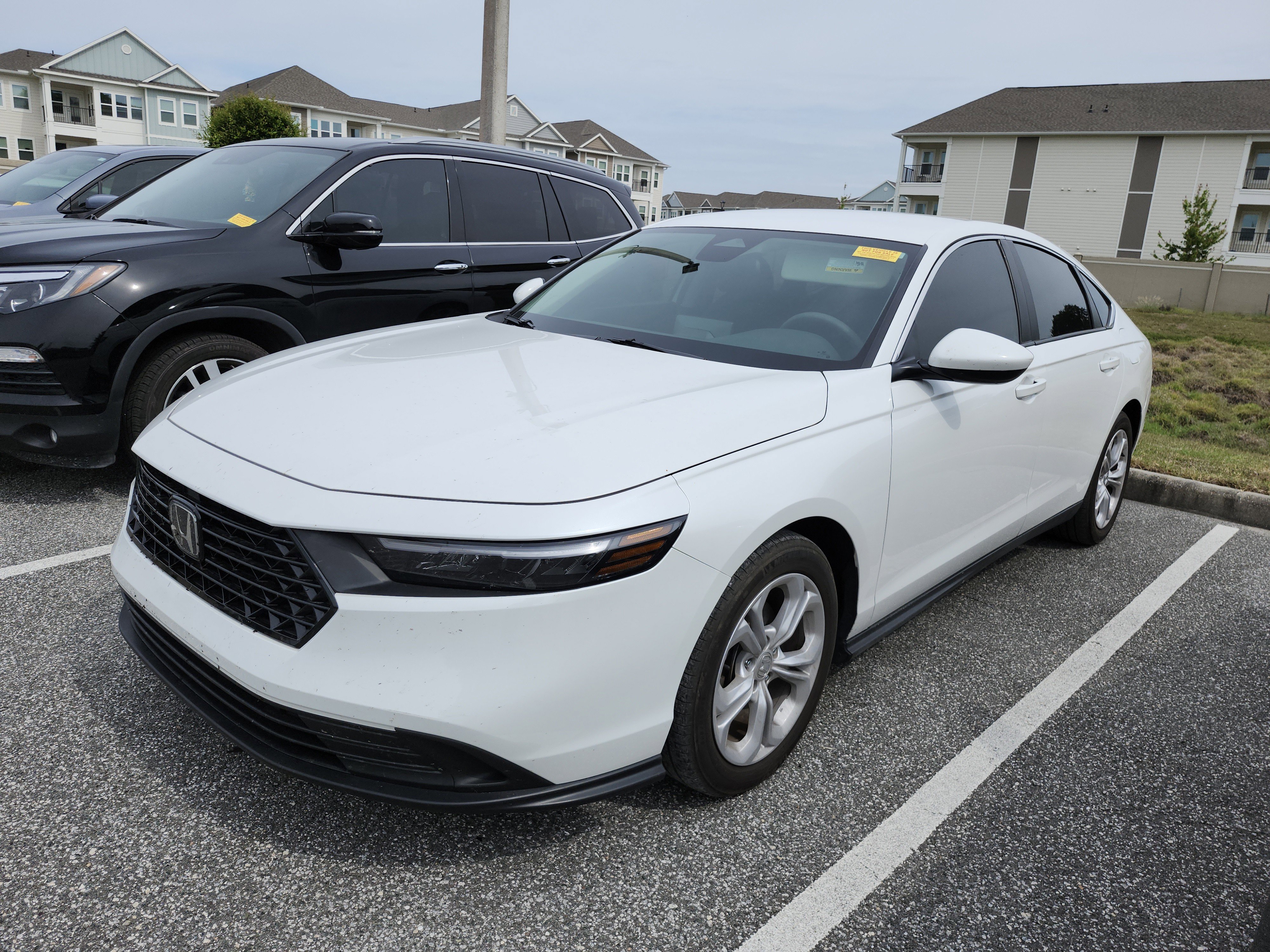 Used 2025 Honda Accord LX image 9