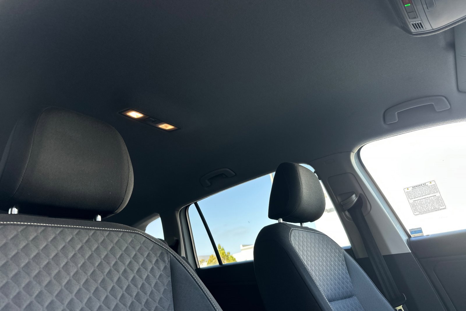 Used 2021 Volkswagen Tiguan S image 18