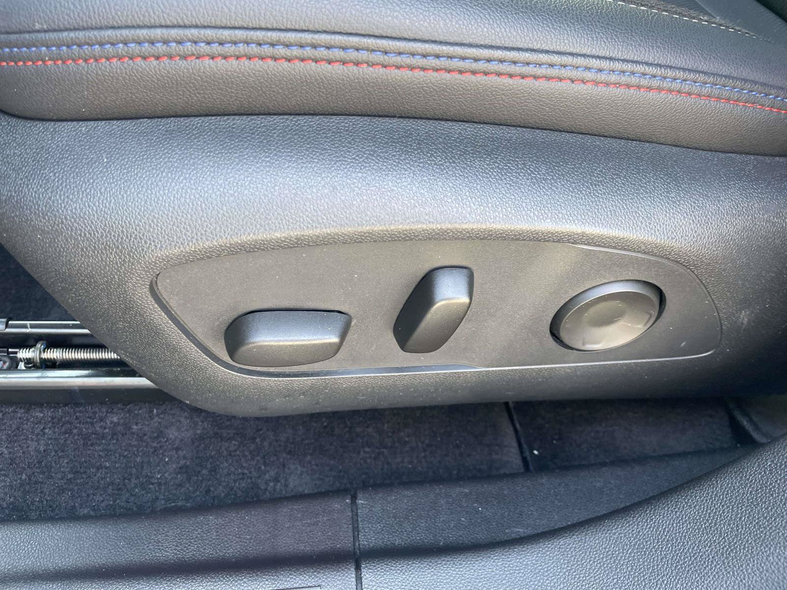 Used 2024 Chevrolet Equinox EV RS FWD image 13