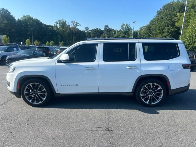 Used 2022 Jeep Wagoneer Series III w/ Premium Group I AWD/4WD image 6