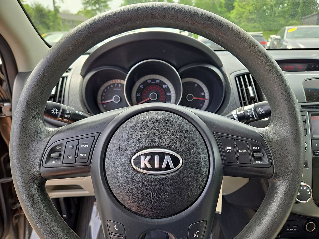 Used 2013 Kia Forte EX w/ Fuel Economy Pkg FWD image 21