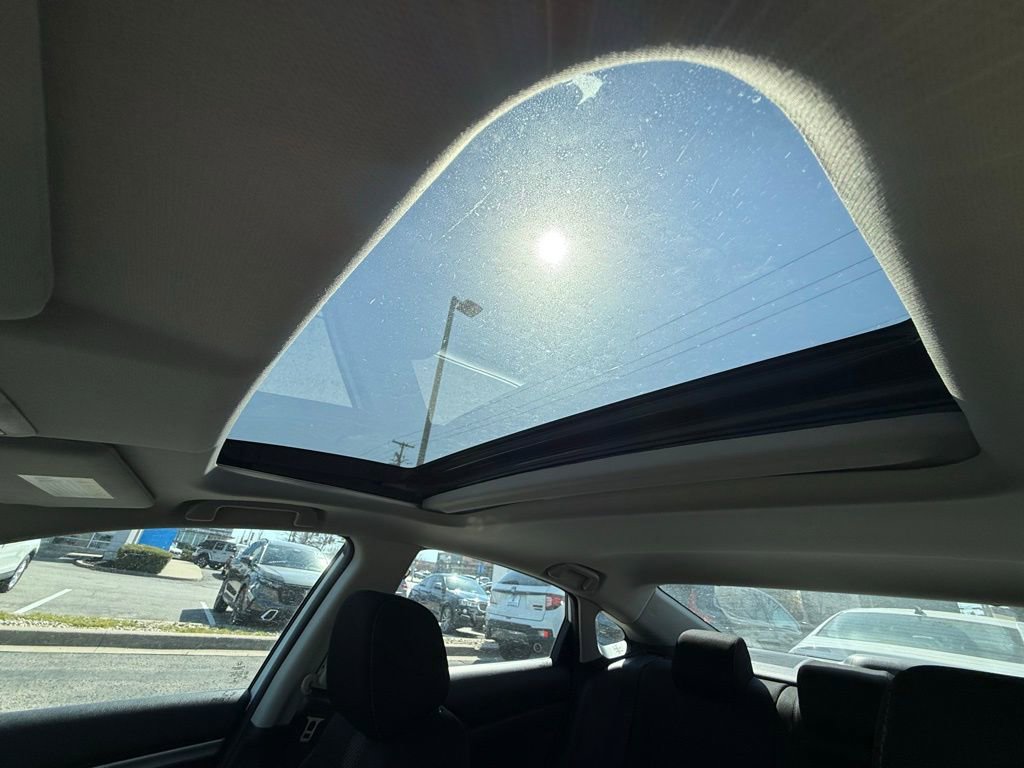 Used 2019 Honda Civic EX image 14