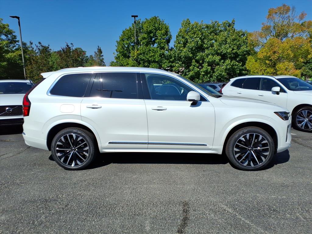 New 2026 Volvo XC90 B6 Plus w/ Protection Package Premier AWD/4WD image 2