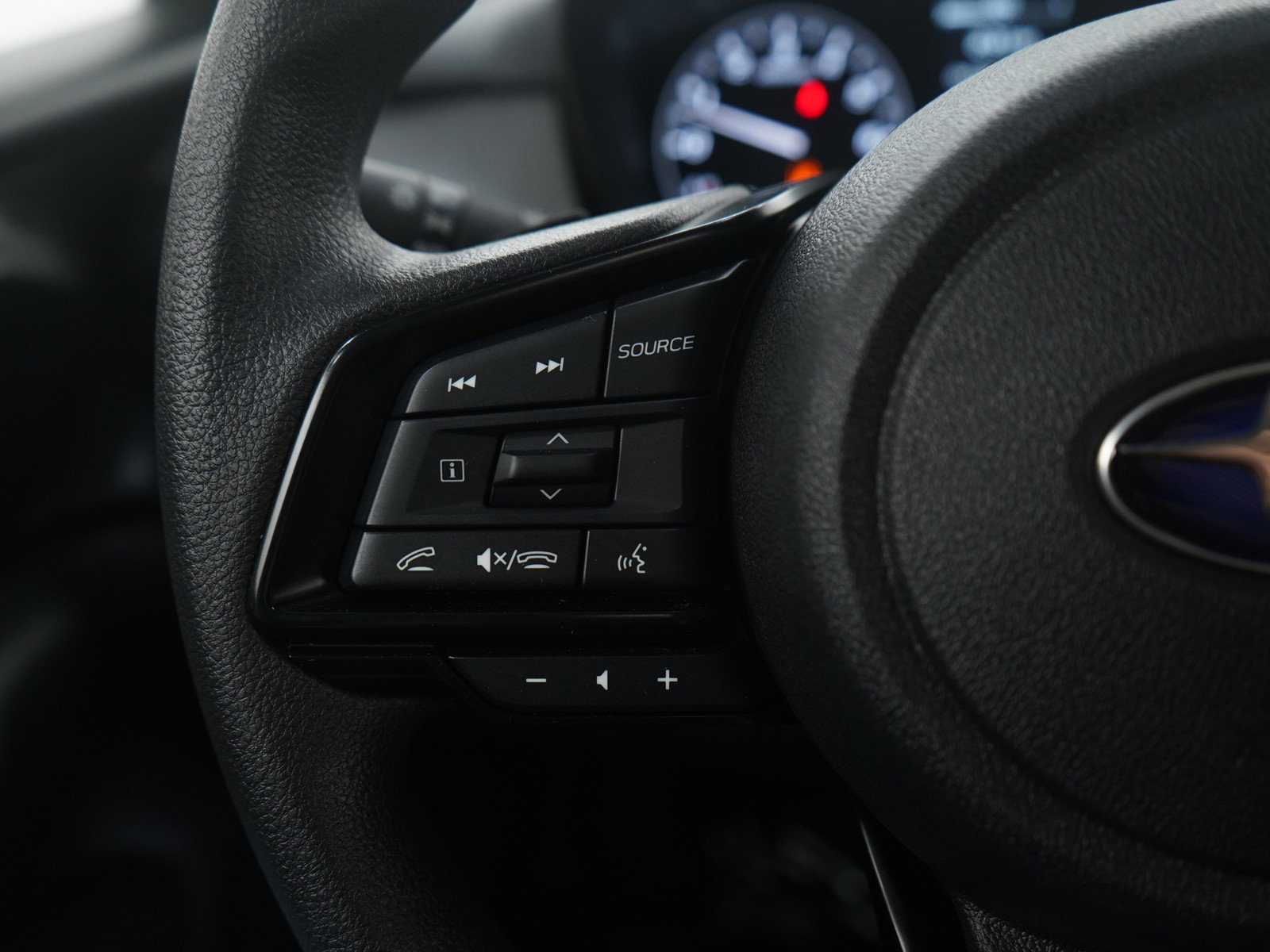 Certified 2025 Subaru Crosstrek 2.0i Premium image 23