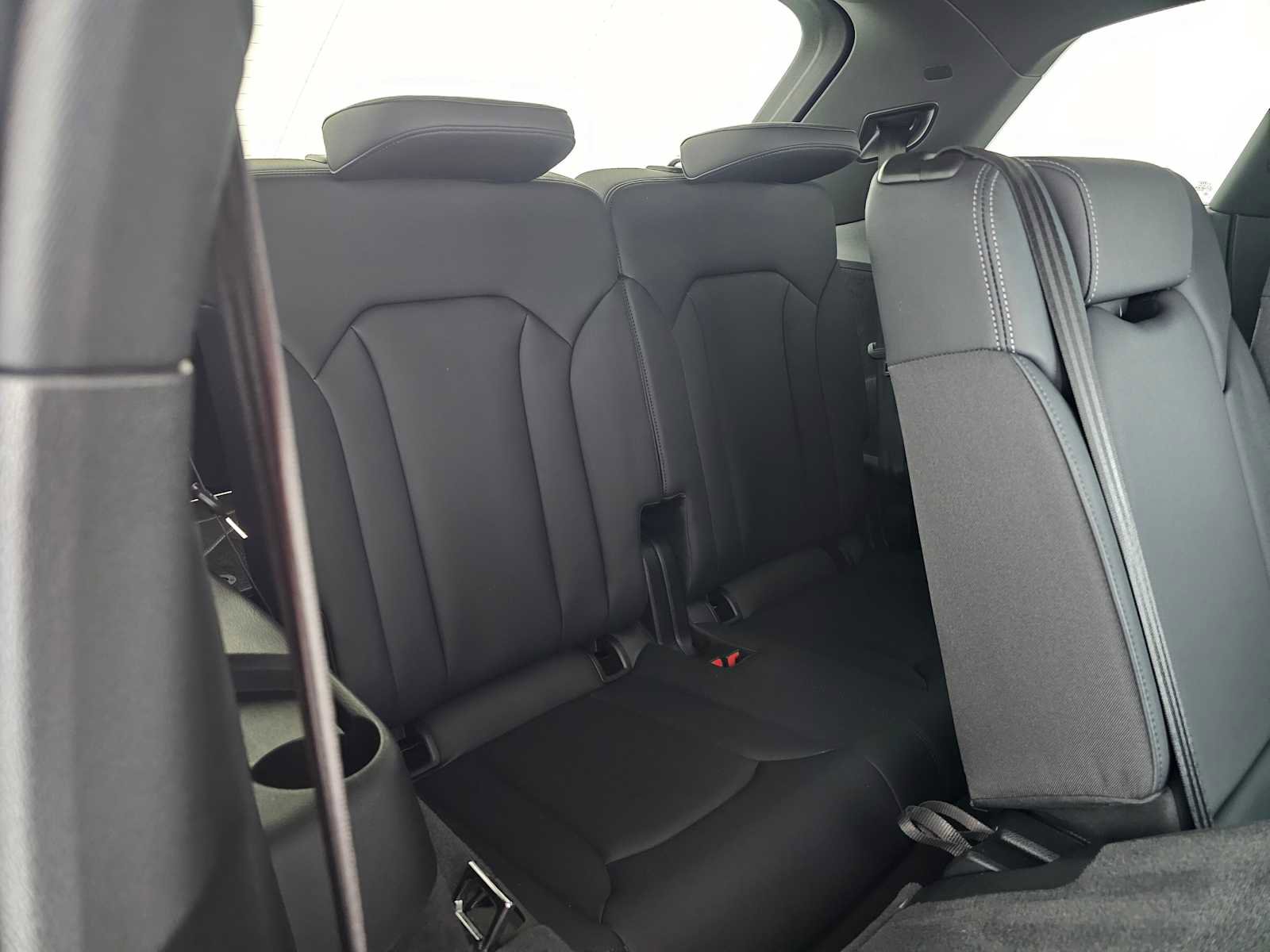 Used 2025 Audi Q7 3.0T Premium Plus image 13