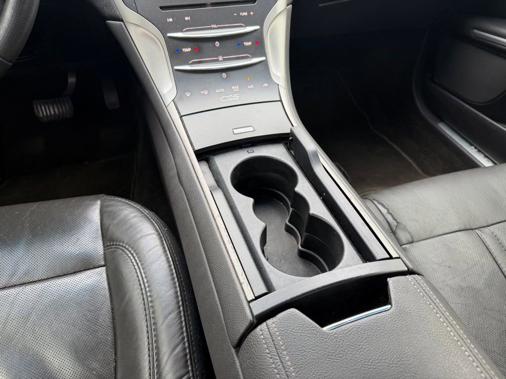 Used 2014 Lincoln MKZ Hybrid w/ Equipment Group 202A Reserve FWD image 17