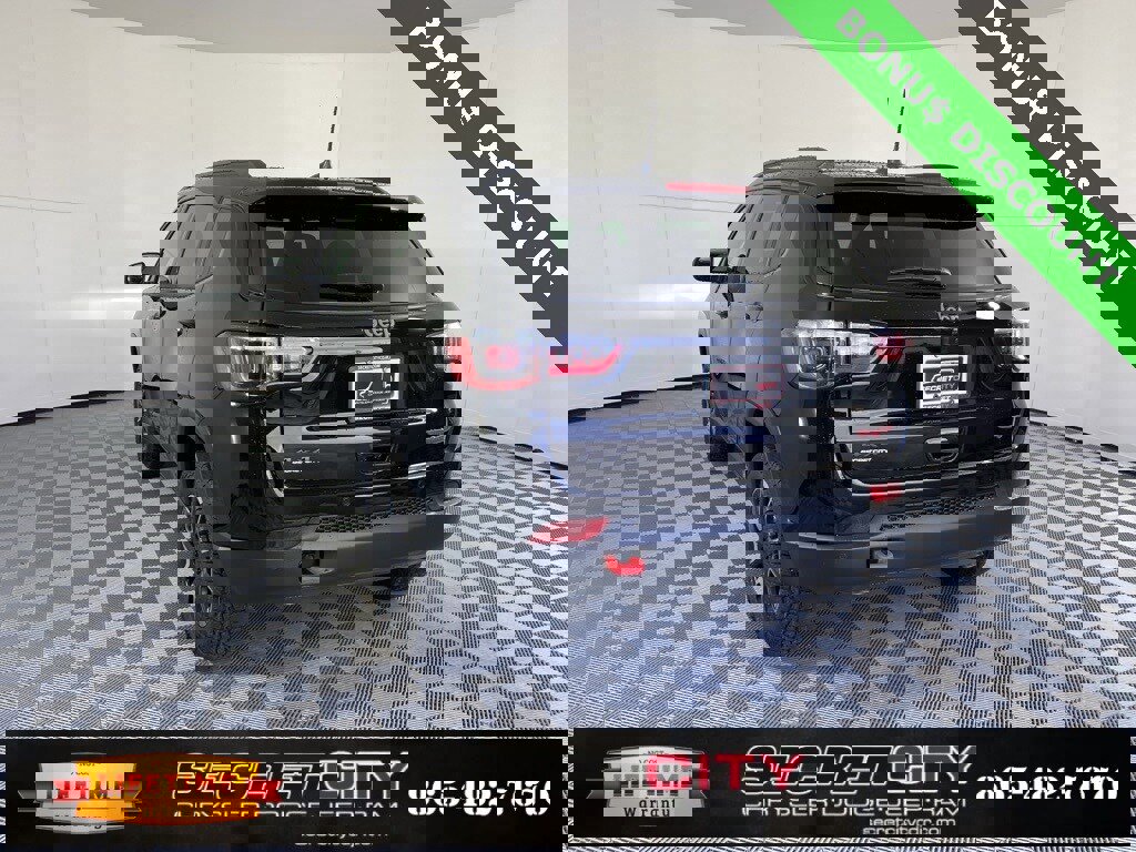 New 2026 Jeep Compass Trailhawk image 5