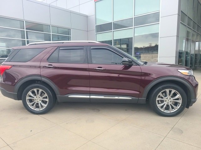 Used 2022 Ford Explorer Limited w/ Equipment Group 301A image 8