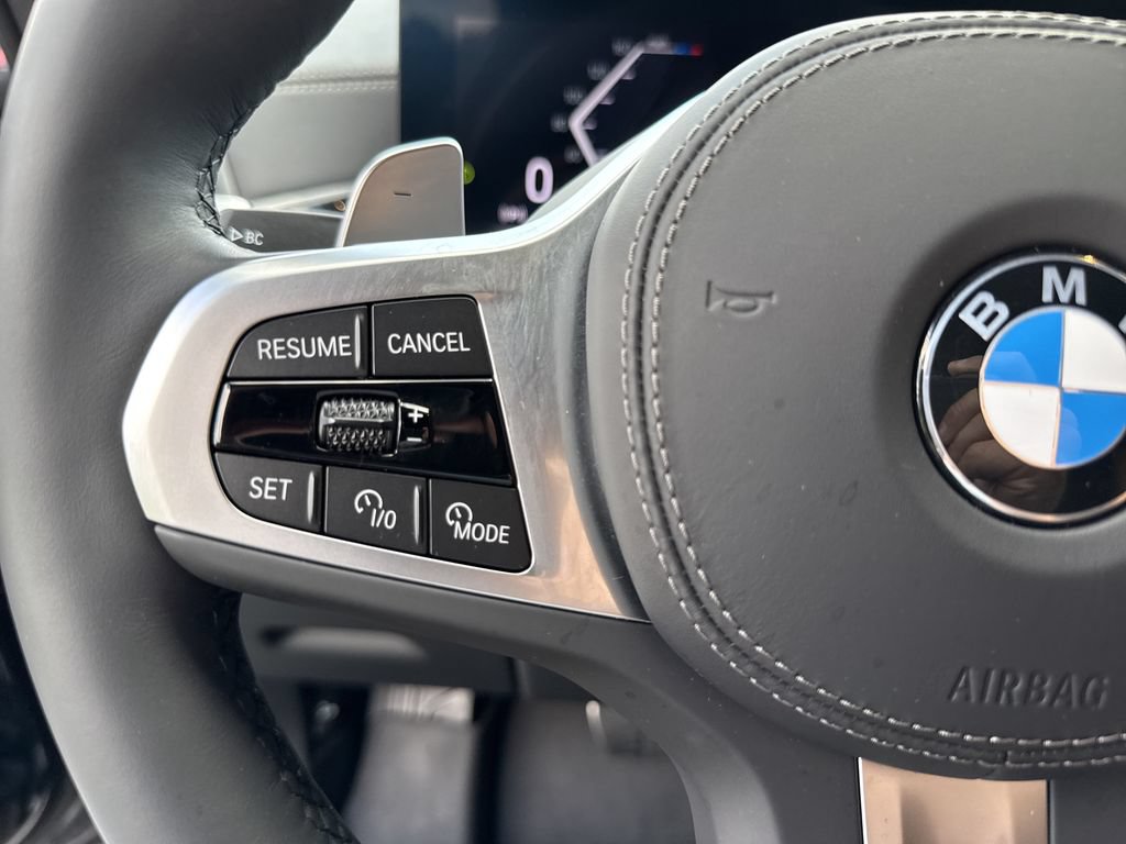 Used 2026 BMW X5 xDrive40i w/ M Sport Package AWD/4WD image 24