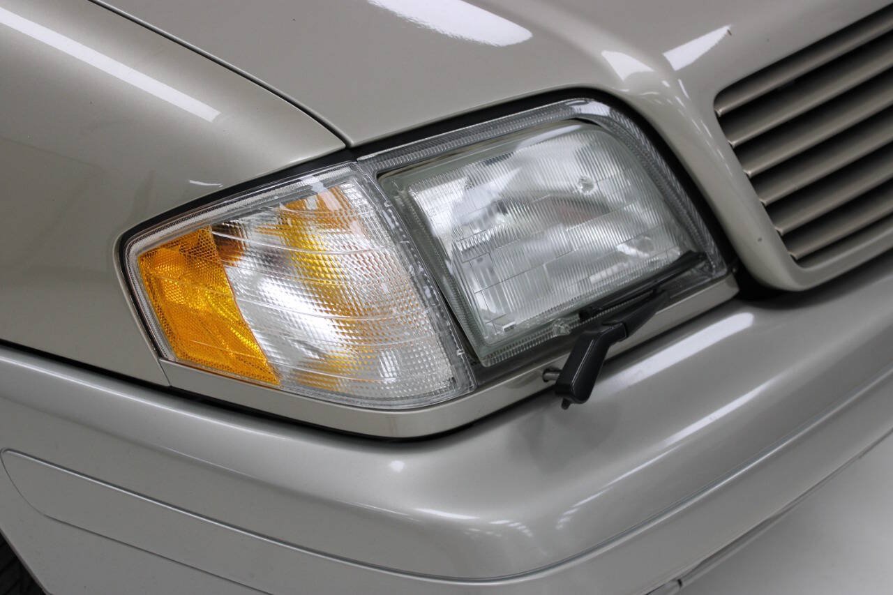 Used 1998 Mercedes-Benz SL 500 image 9