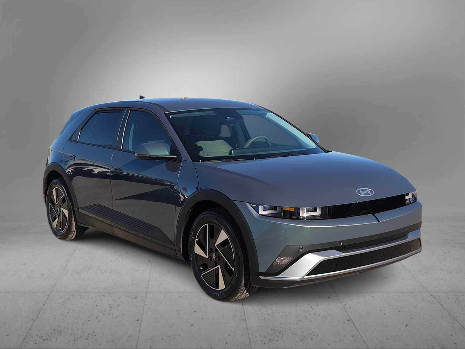 New 2026 Hyundai Ioniq 5 SEL image 2