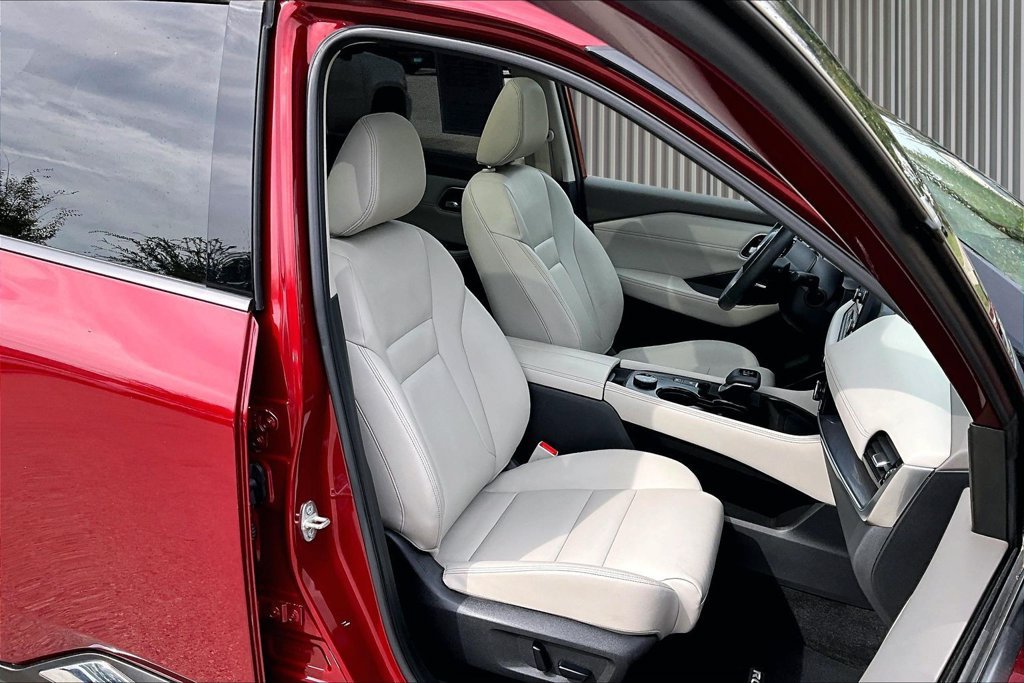 Used 2021 Nissan Rogue SL w/ Premium Package AWD/4WD image 9