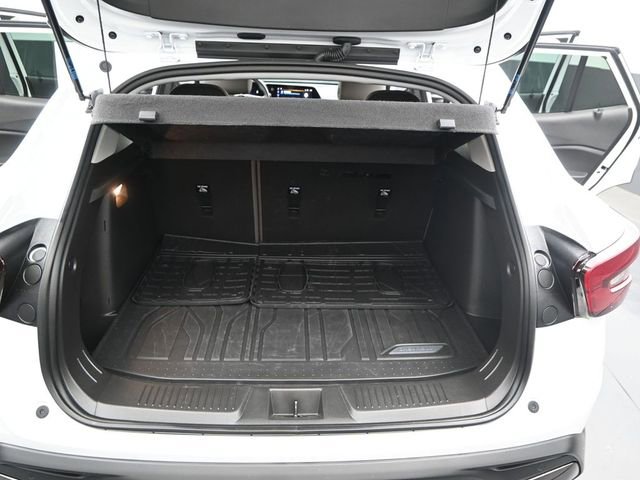 Used 2025 Chevrolet Trax ACTIV w/ Driver Confidence Package FWD image 14
