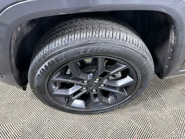 Used 2023 Jeep Grand Cherokee 30th Anniversary image 10