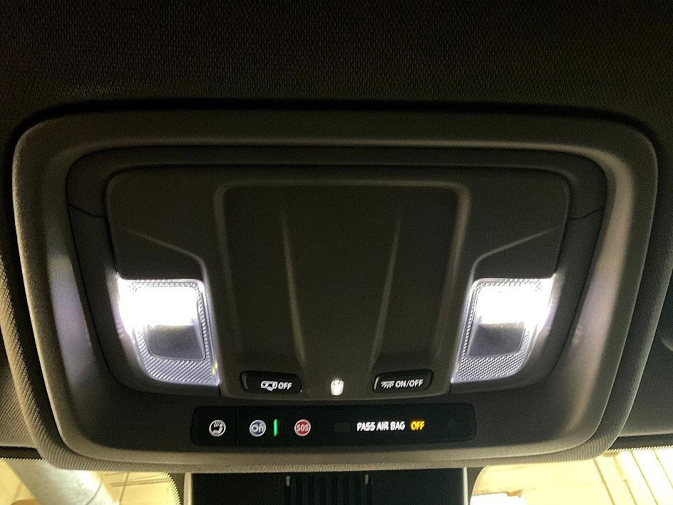 Used 2022 Chevrolet Silverado 1500 Custom image 22