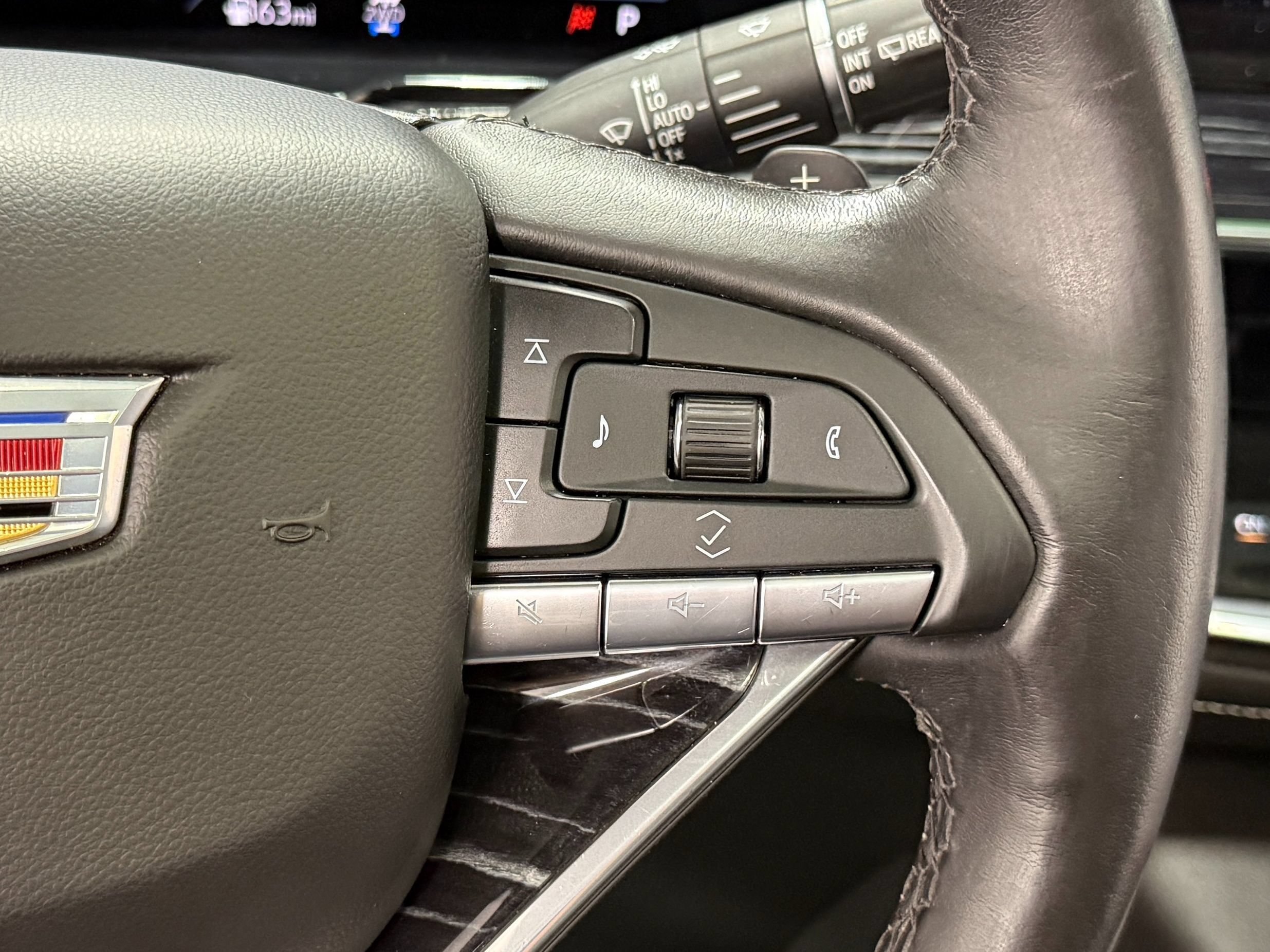 Used 2021 Cadillac Escalade Sport w/ Driver Assist Tech Package AWD/4WD image 24