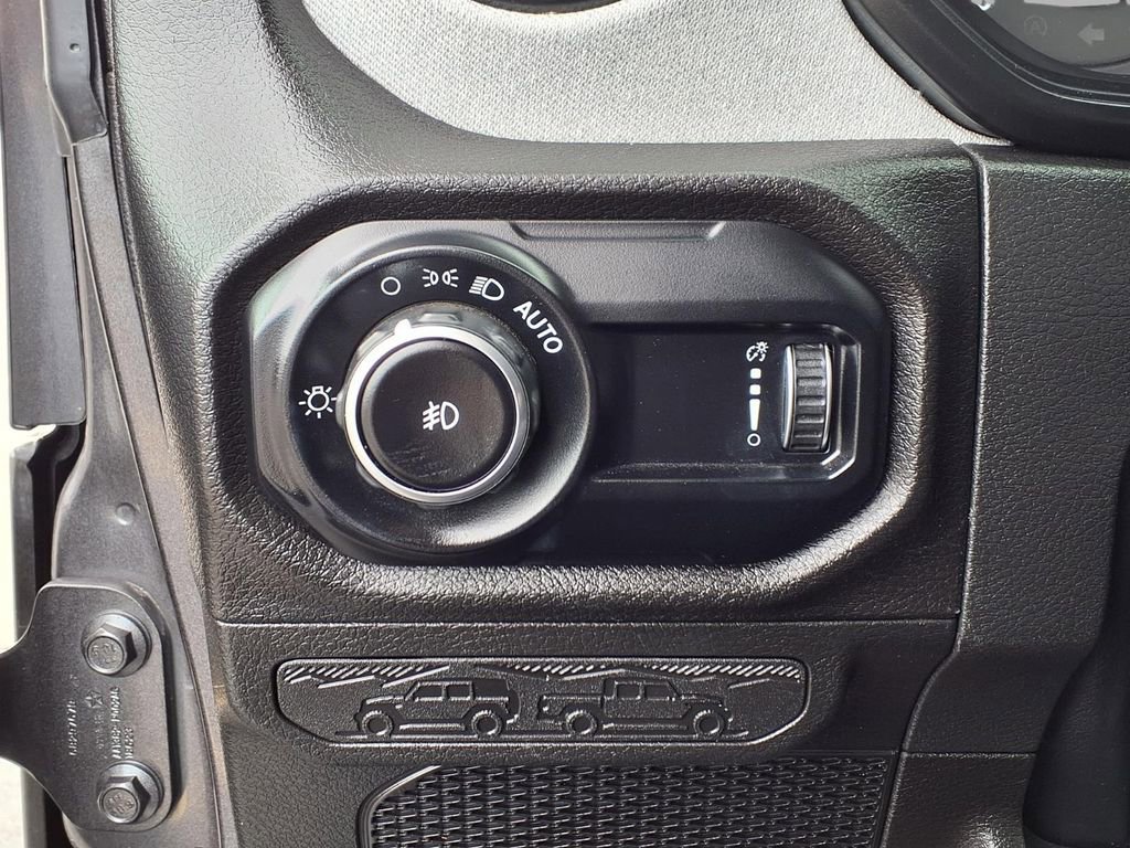 Certified 2024 Jeep Wrangler Sport S image 18