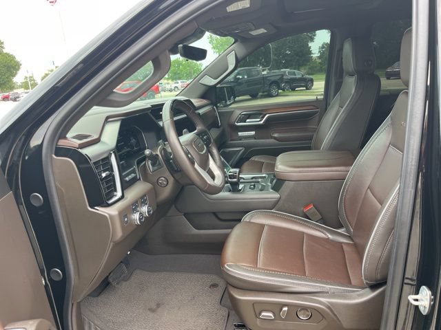 Used 2024 GMC Sierra 1500 Denali AWD/4WD image 18