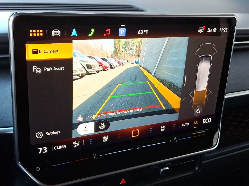 Certified 2025 Volkswagen ID. Buzz Pro S image 18