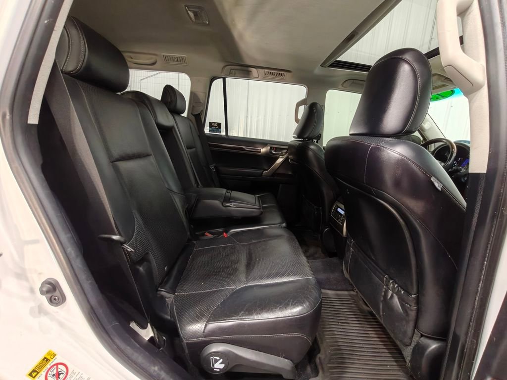 Used 2015 Lexus GX 460 Luxury image 27