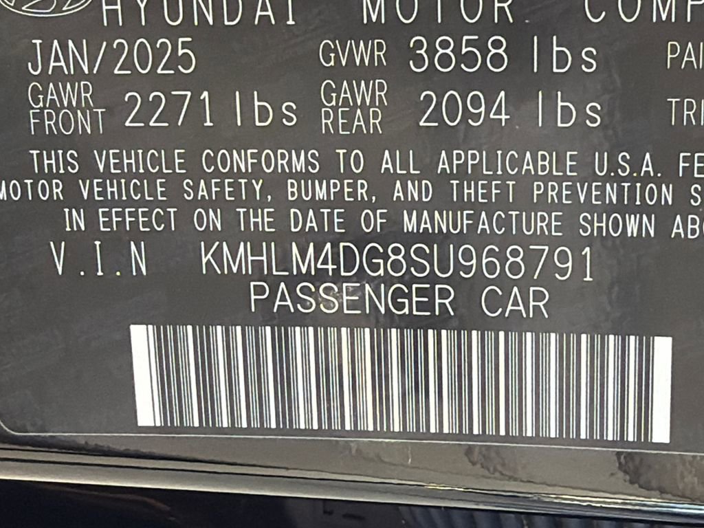 Used 2025 Hyundai Elantra Sport w/ Cargo Package image 31