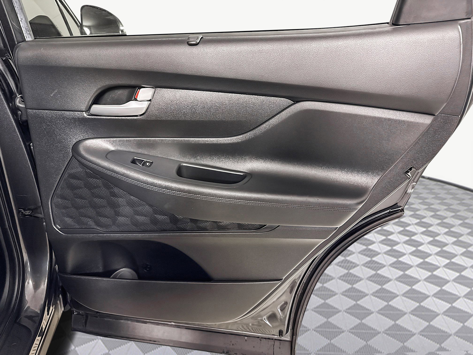 Used 2021 Hyundai Santa Fe SEL w/ Convenience Package image 28